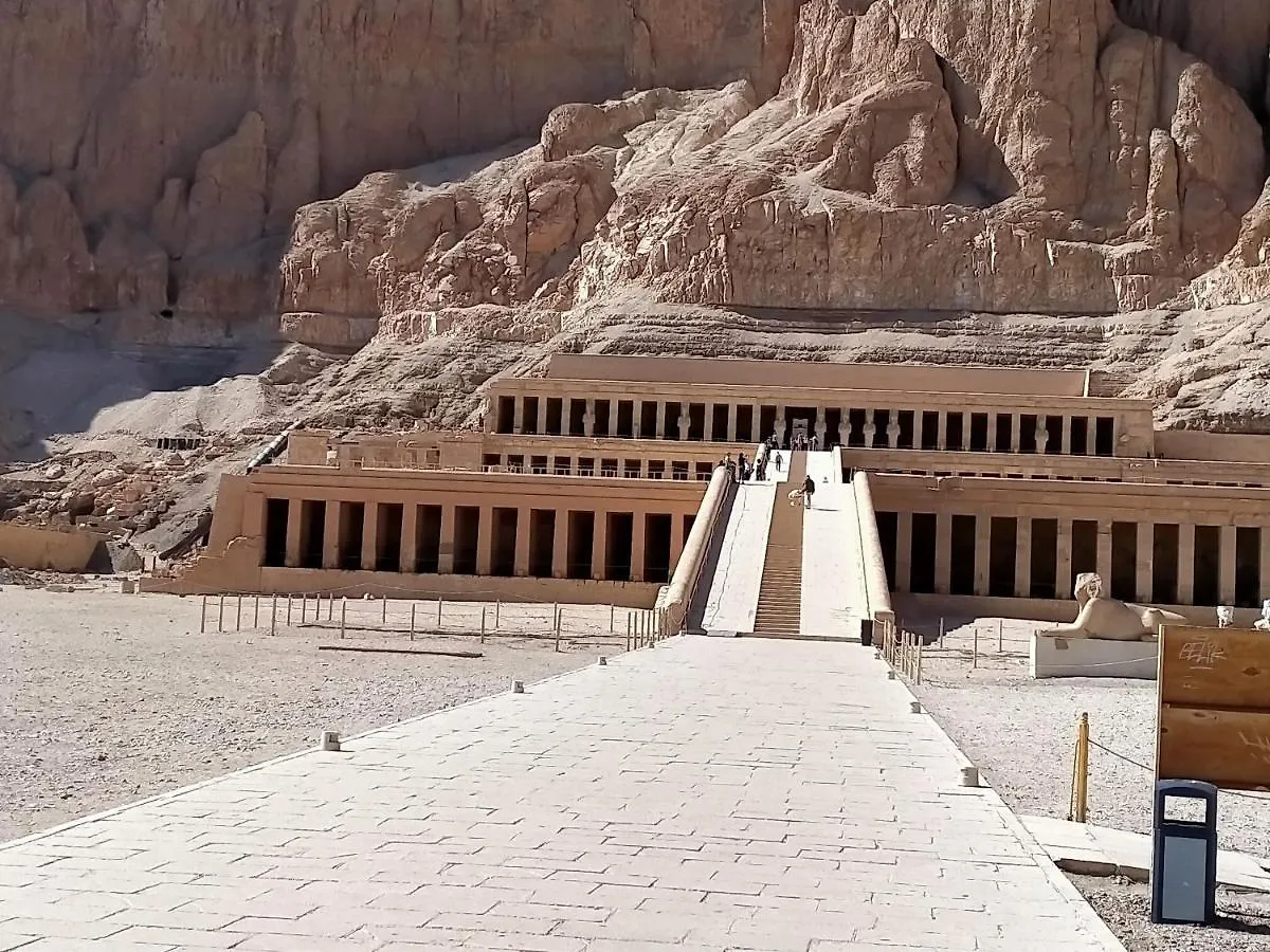 Valley Of The Kings House Louxor